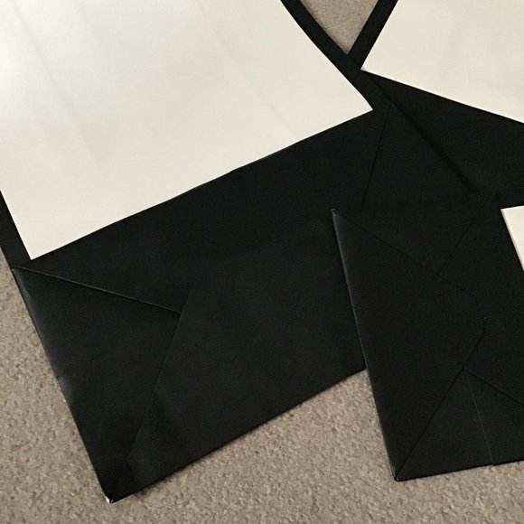 Authentic Gucci carrier bags x 3 - Picture 7 of 8